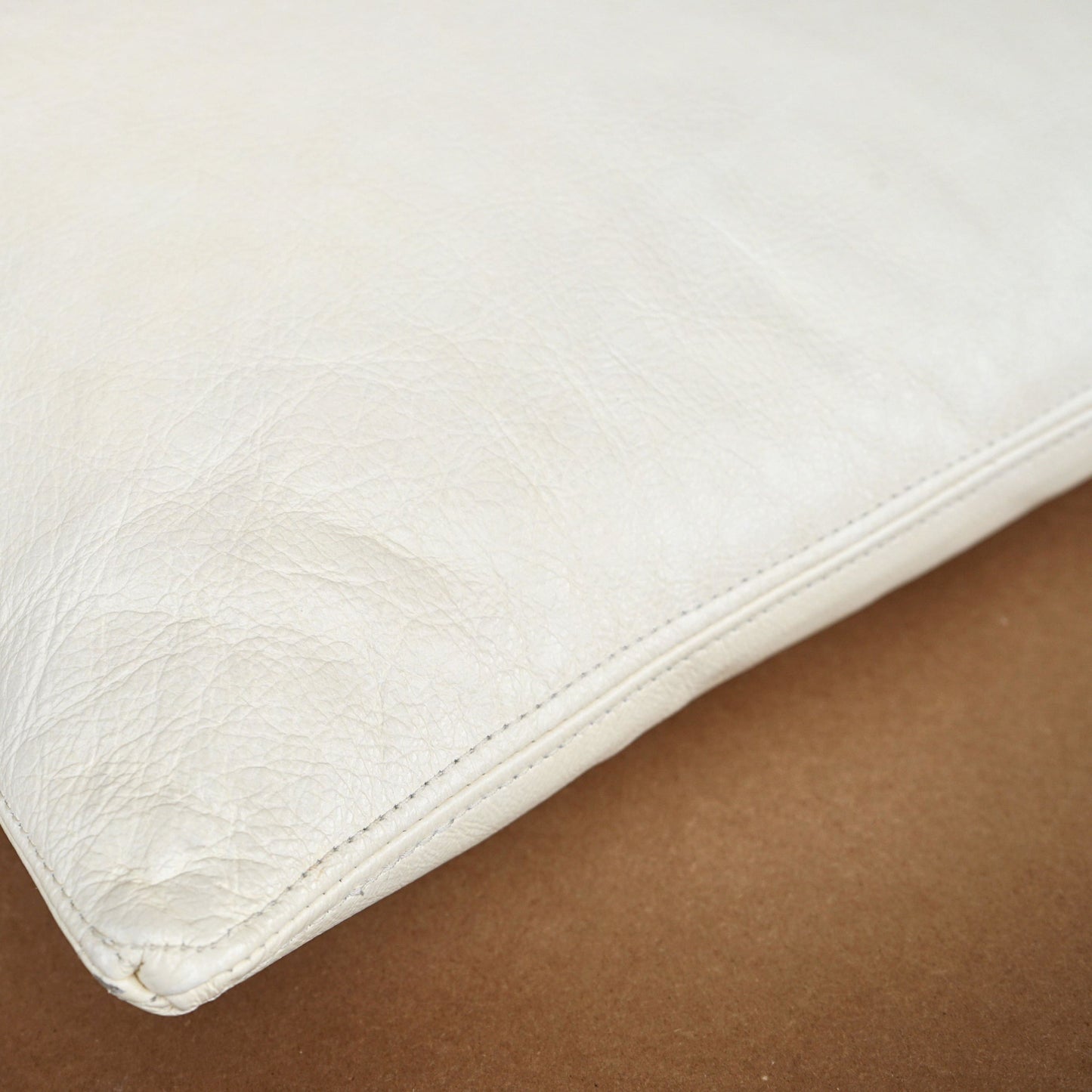 Pillow Cream - Leather - 2